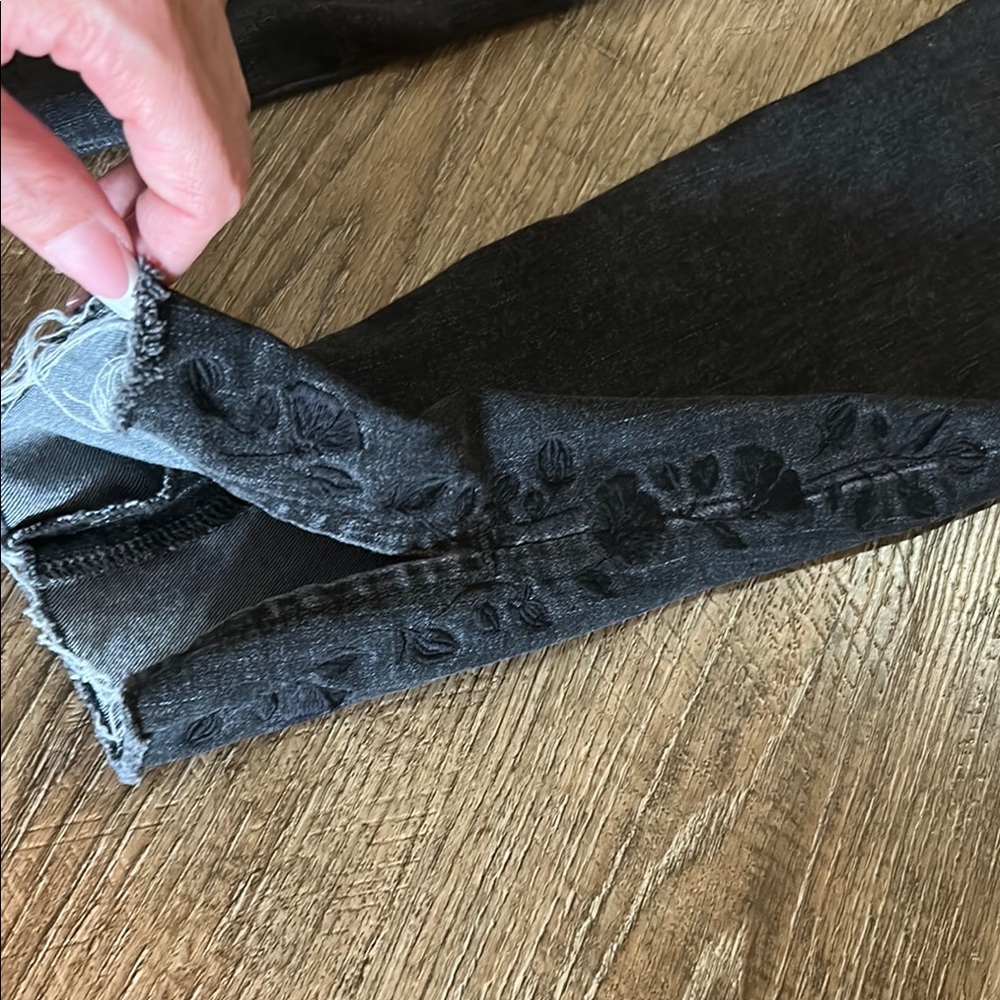 Levi's - Picture 9 of 9